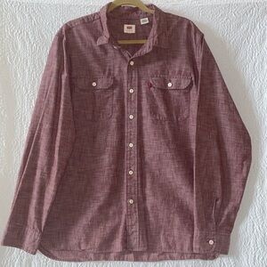 Levis Classic Long Sleeve Button Down Shirt